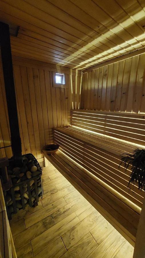 Sister'S Warm Guest House Batumi Exterior foto