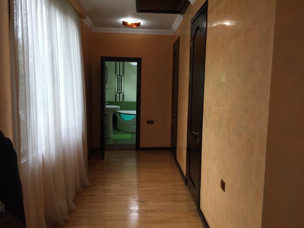 Sister'S Warm Guest House Batumi Exterior foto