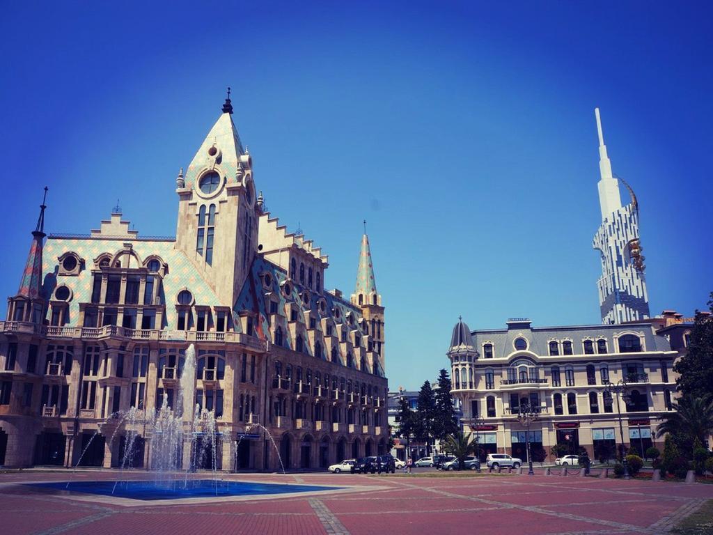 Sister'S Warm Guest House Batumi Exterior foto