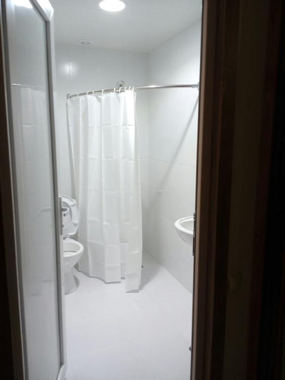 Sister'S Warm Guest House Batumi Exterior foto
