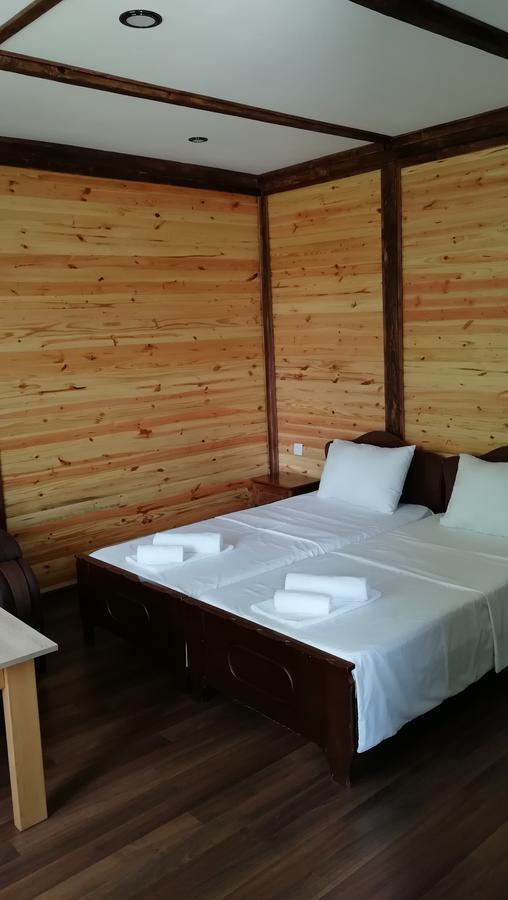 Sister'S Warm Guest House Batumi Exterior foto