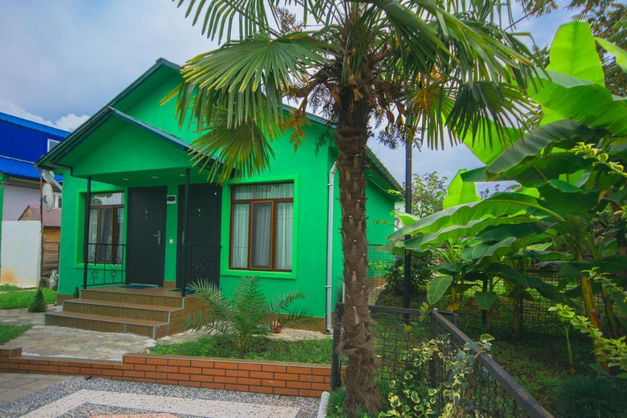 Sister'S Warm Guest House Batumi Exterior foto